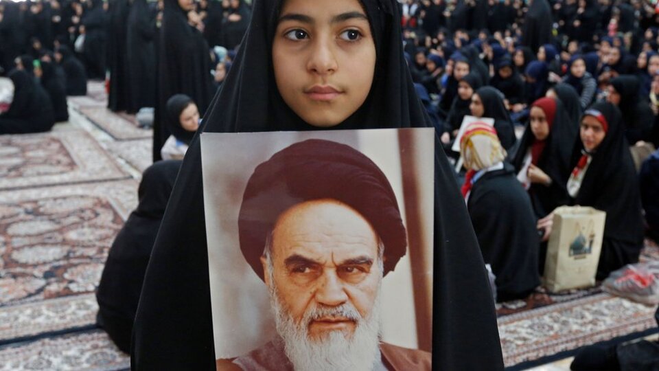 İran İslam Devrimi 40. yılında: İranlılar şafakta gün sayarken