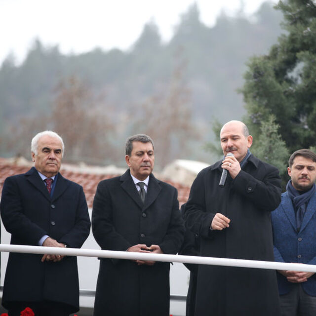 Bakan Soylu açıkladı! Bomba yüklü araçla yakalandılar