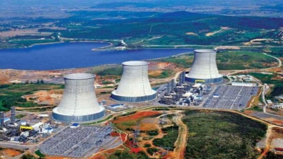 1420 MW'lık iki santralde üretim durdu