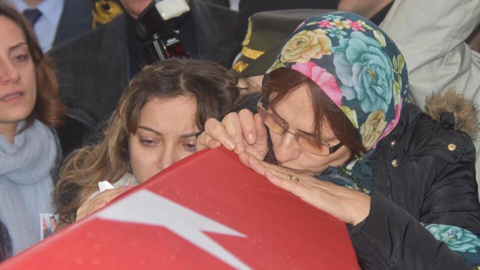 Şehitlerimiz dua ve gözyaşlarıyla son yolculuğuna uğurlandı