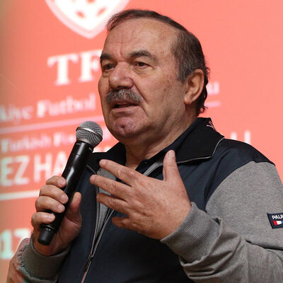 Yusuf Namoğlu istifa etti