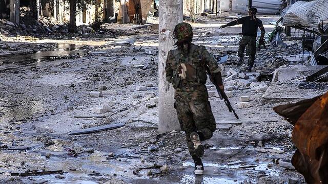 Deyrizor'a saldırı: 50 sivil hayatını kaybetti!