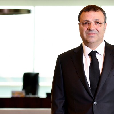 Bir tweet ile gecede 400 bin ton satarız