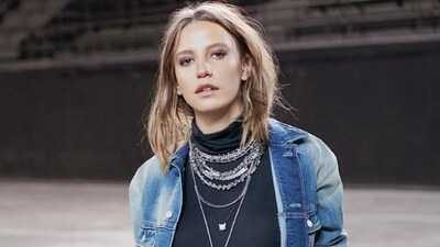 Serenay Sarıkaya kimdir, nereli ve kaç yaşında?
