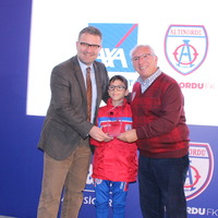 Axa, Altınordu'yu yalnız yürütmedi