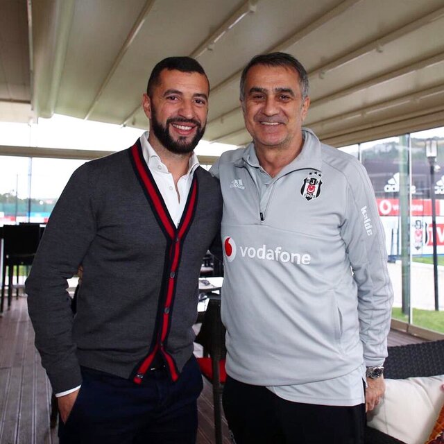 Simao'dan Beşiktaş'a ziyaret