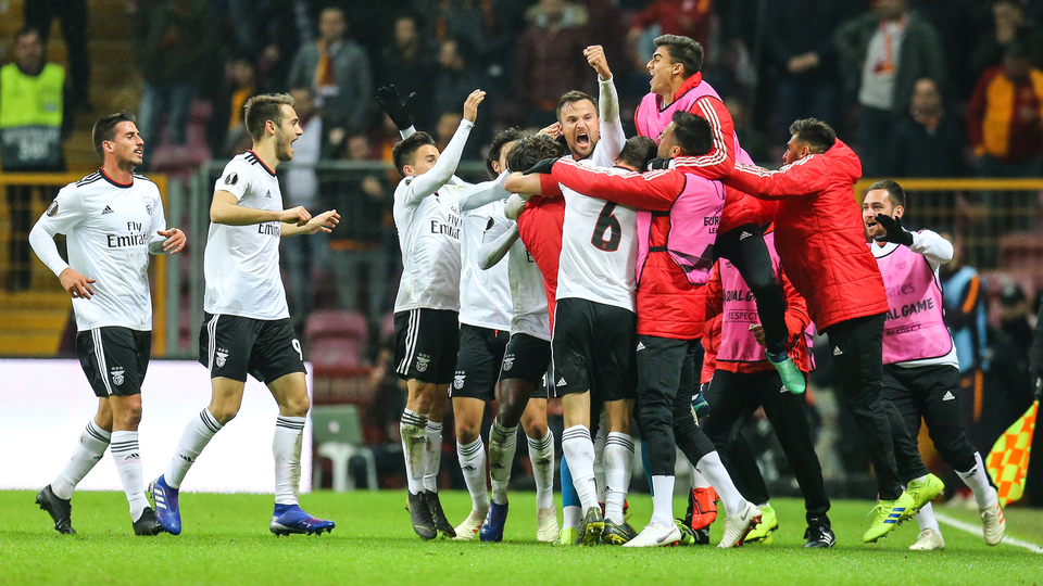 Benfica, ilk galibiyetini aldı