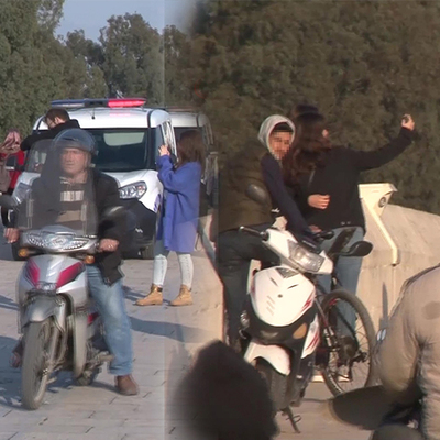 Okul çantasını bırakıp nehre atladı, onlar fotoğraf çekti!