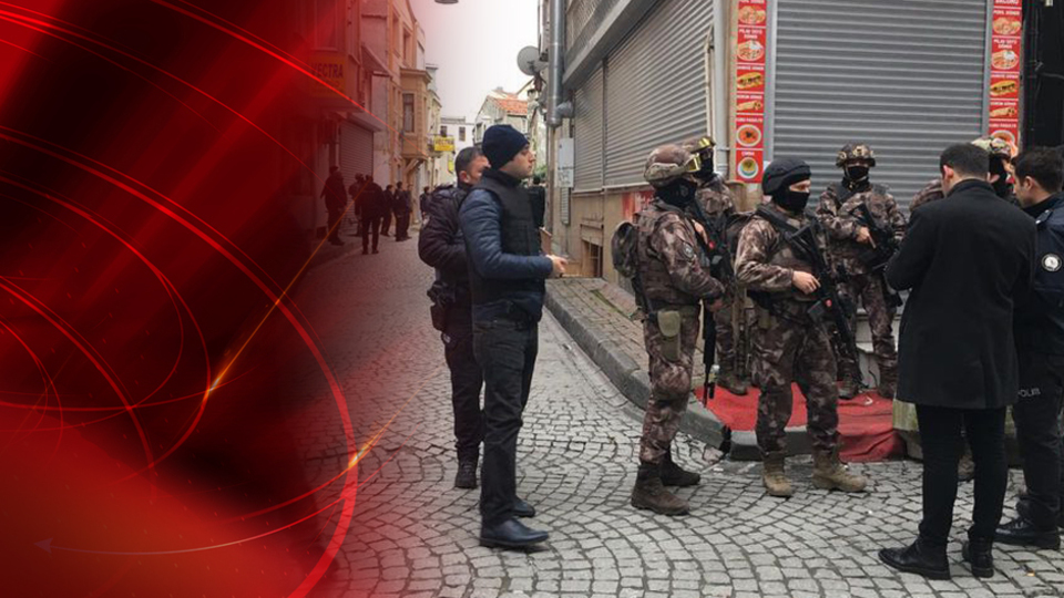 İstanbul'daki bir gece kulübünde silah sesleri!