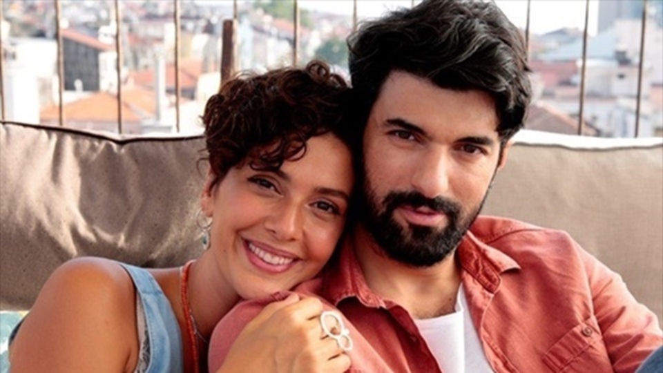 Bir Aşk İki Hayat filmi konusu nedir?