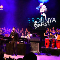 ‘Bir Dünya Barış’ına yoğun ilgi