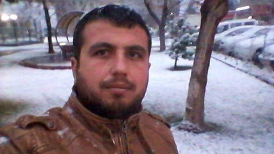 Halı sahada attığı gole sevinirken, kalp krizi geçirip öldü