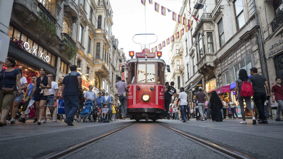 'İstiklal Caddesi'nde boş dükkan kalmadı'