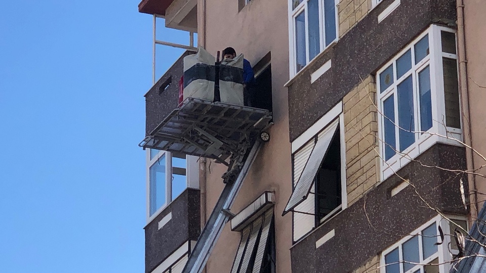 Kartal'da riskli binaların tahliyesi sürüyor