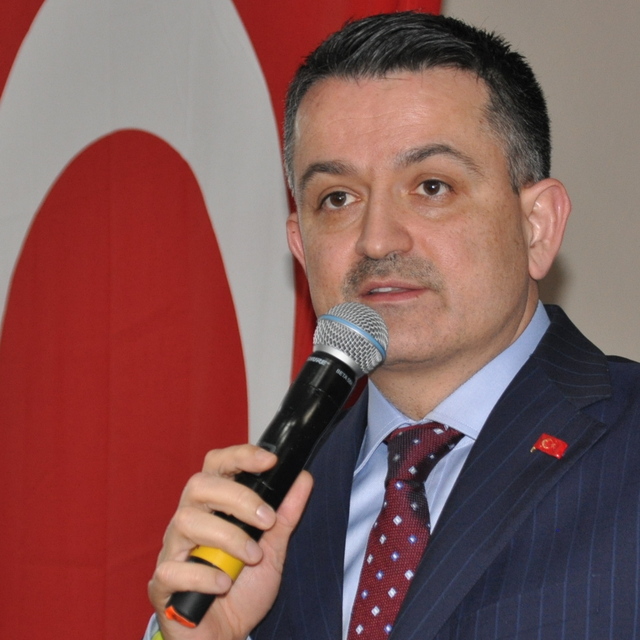 "Çiftçinin ve üreticinin sonuna kadar yanındayız"