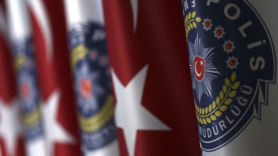 Emniyet müdürlükleri kaçta açılır, kaçta kapanır? Emniyet müdürlükleri çalışma saatleri