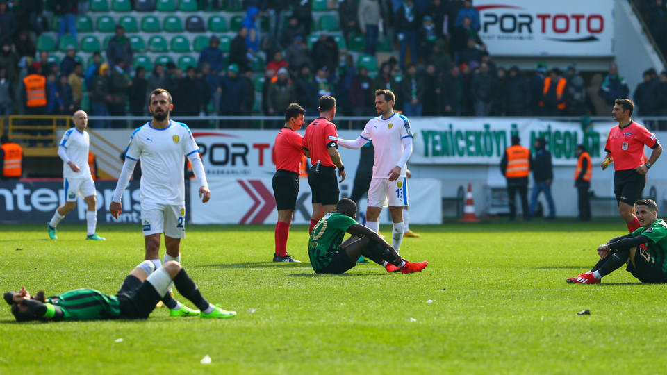 Akhisarspor'un derdi çok