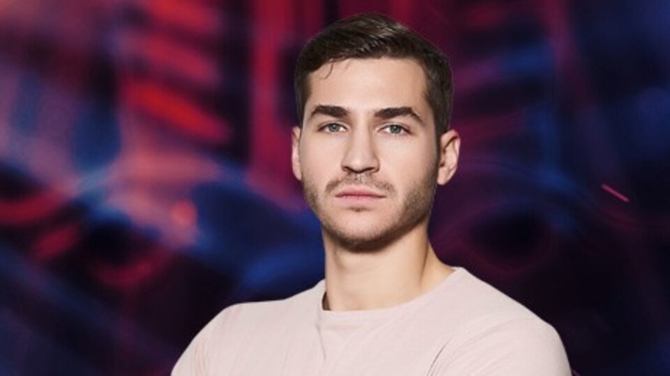 Vasilis Vasilikos kimdir?