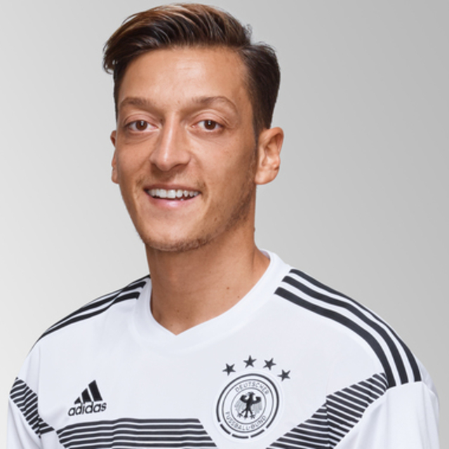 Mesut Özil kimdir?