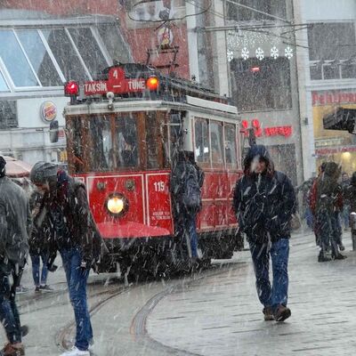 Meteoroloji'den İstanbul'a kar uyarısı