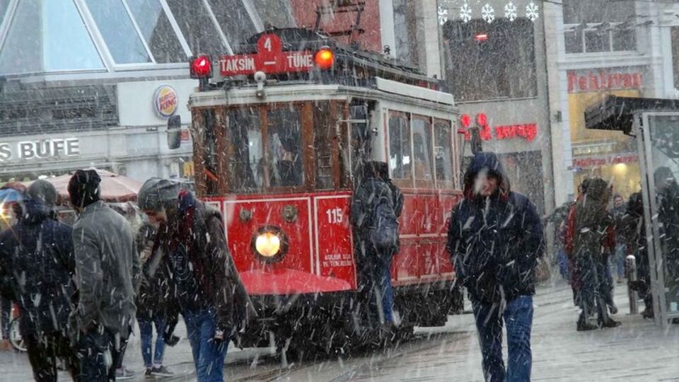 Meteoroloji'den İstanbul'a kar uyarısı