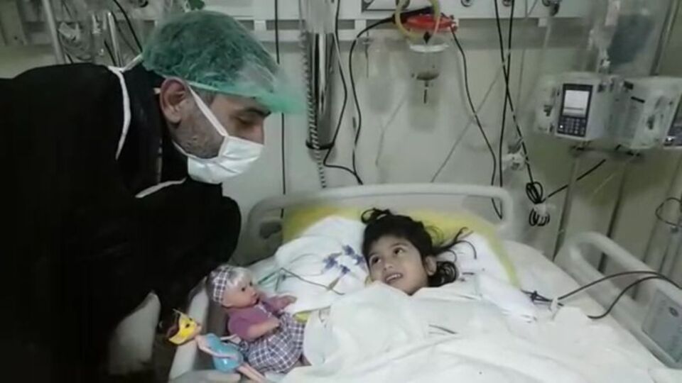 Hasta yatağında babasından isteği herkesi ağlattı