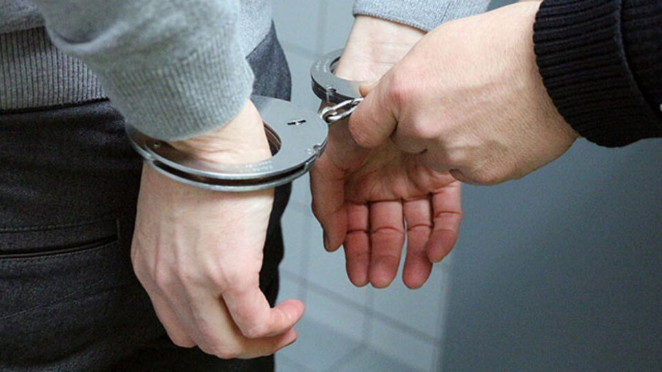 Mersin'de 5 komiser yardımcısı tutuklandı