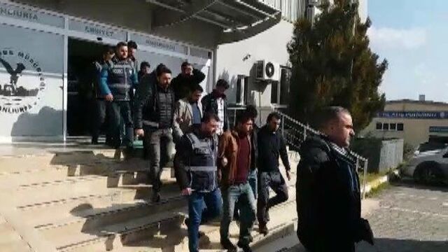 Aranan 20 kişi yakalandı