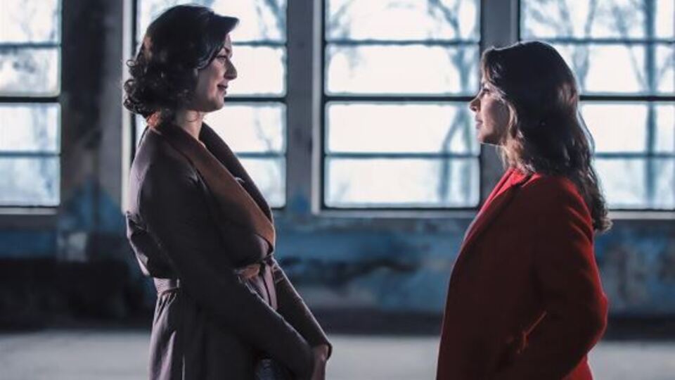 Derya'ya büyük şok!