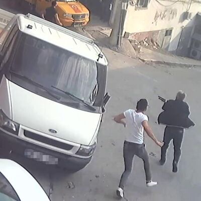 Boşanma dilekçesini okuyunca çılgına döndü