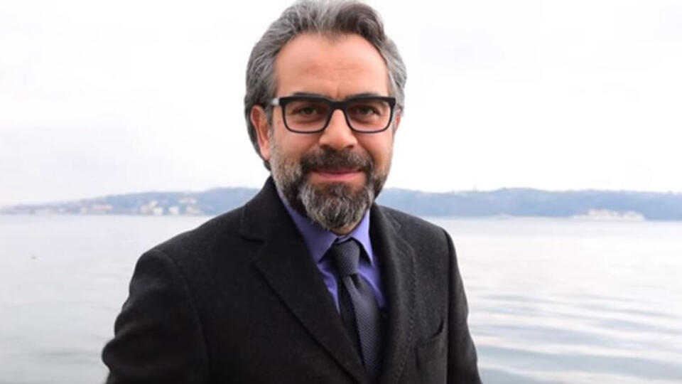 Yurdaer Okur kimdir?