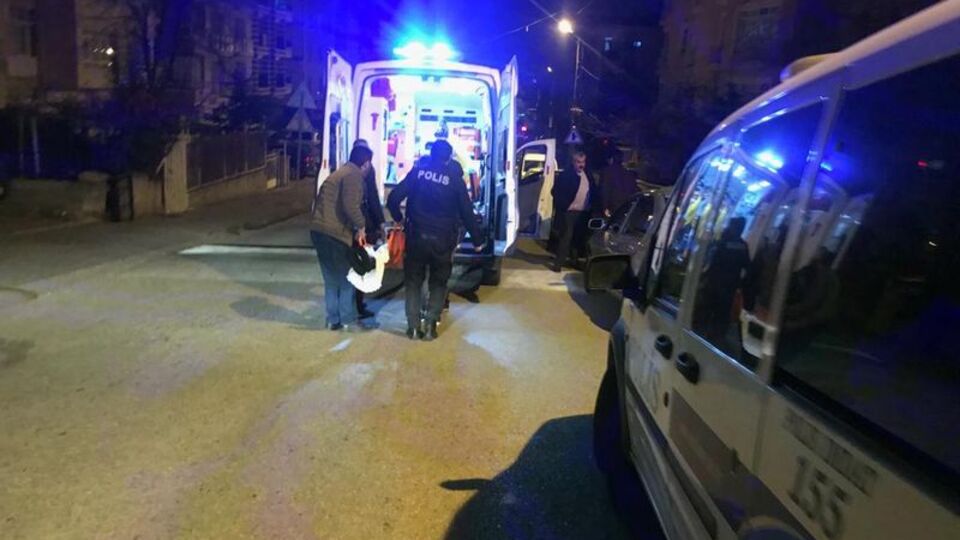 Tartıştığı ağabeyini bıçakladı