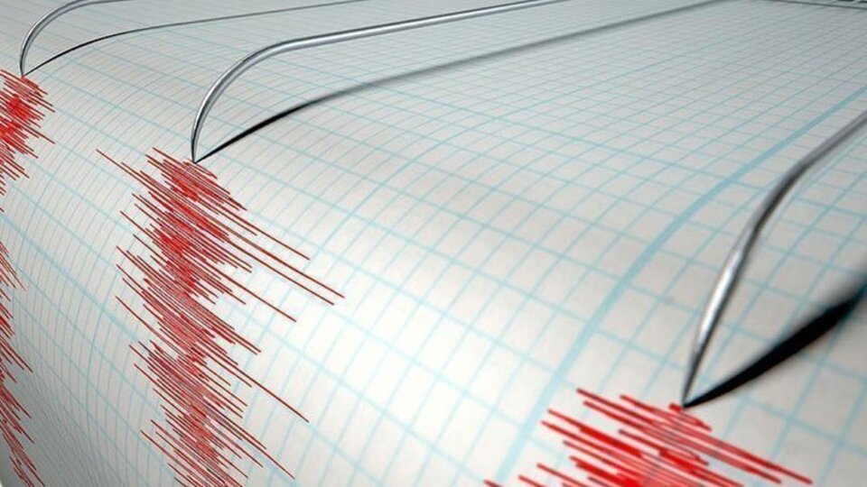 Marmara beşik gibi! 9 saatte 49 deprem...