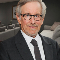Spielberg: "Film sinemada izlenir"