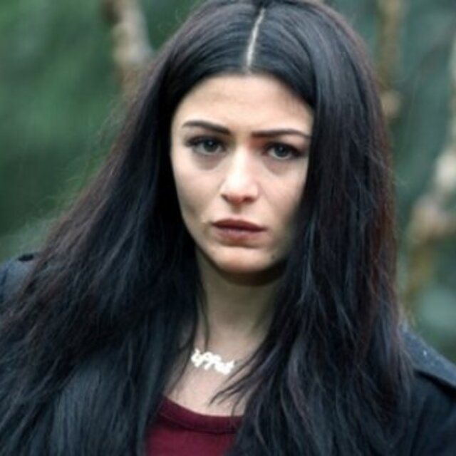 Deniz Çakır kimdir?