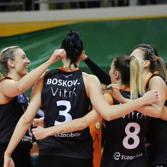 Eczacıbaşı çeyrek finali garantiledi
