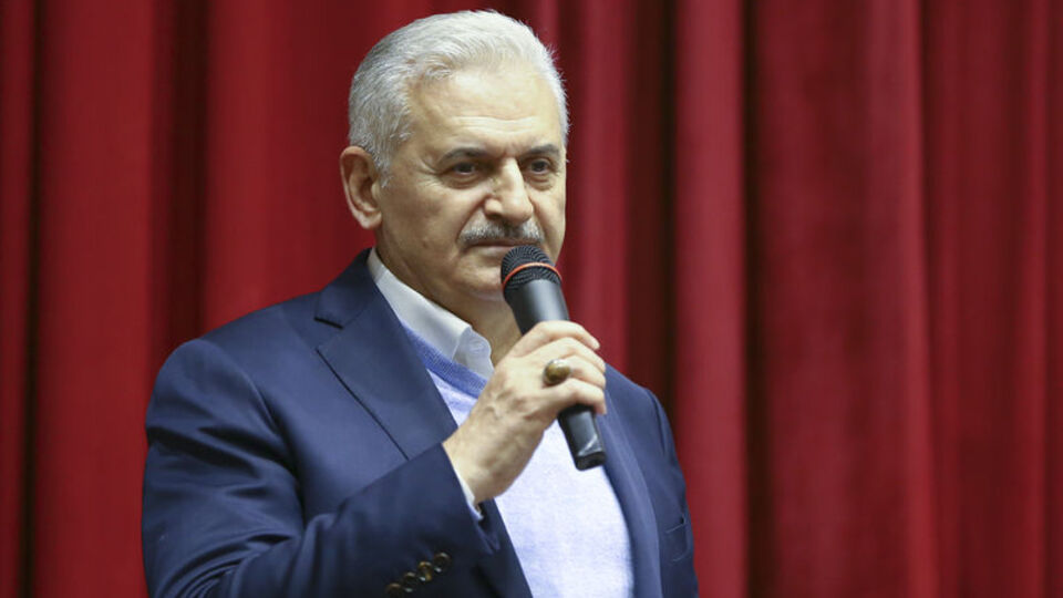 Yıldırım, KYK yurdundaki öğrencilerle buluştu