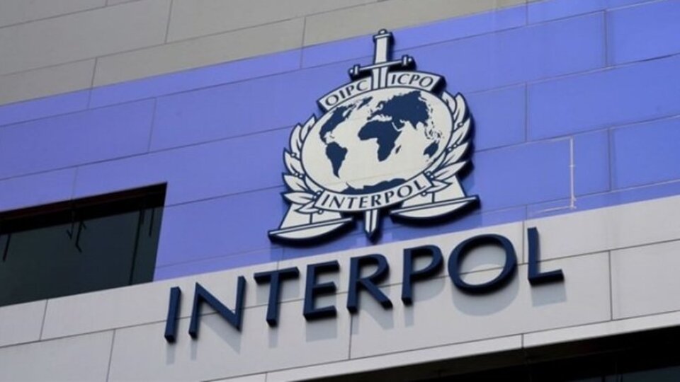 Interpol nedir?