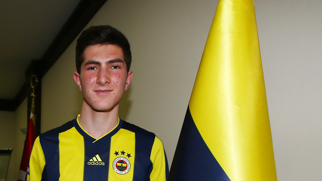 Fenerbahçe imzayı attırdı!