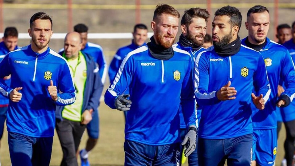 E. Yeni Malatyaspor'da eksikler can sıkıyor
