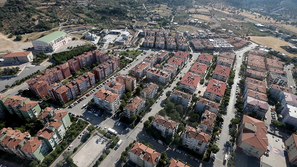 Faizlerdeki yükseliş konut kredi ve satışını frenledi