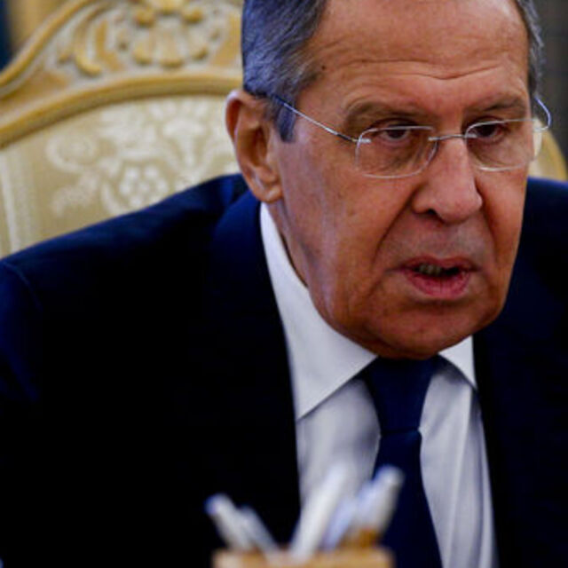Lavrov'dan Kıbrıs'taki BM Barış Gücü açıklaması