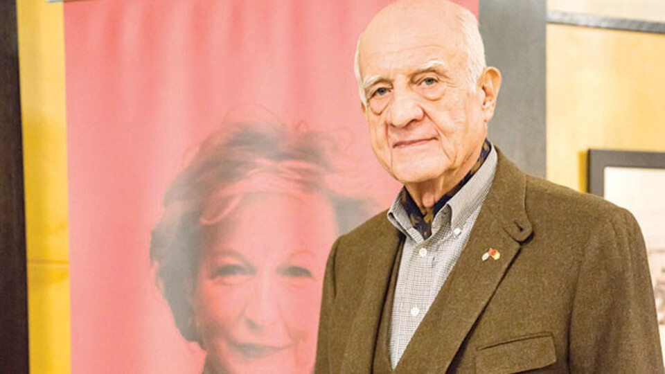 İnan Kıraç kimdir?