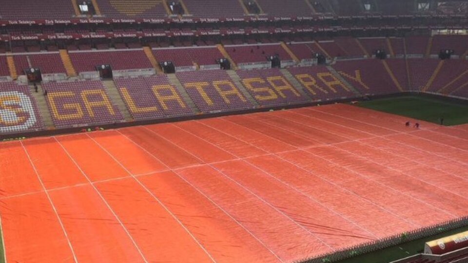Galatasaray'dan kar göndermesi!