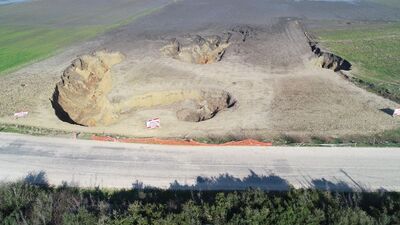 Beton bloklar çare olmadı şimdi tamamen kapatıldı