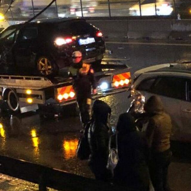 İstanbul'da zincirleme kaza! 1 ölü, 4 yaralı