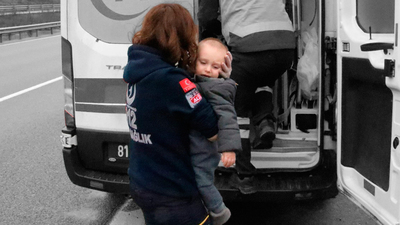 Bir anda hem annesiz hem babasız kaldı!