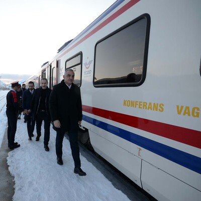 Like Ekspresi'ne alternatif geliyor!