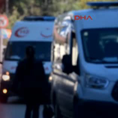 Sokağın ortasında boşanma sürecinde eşini bıçakladı!