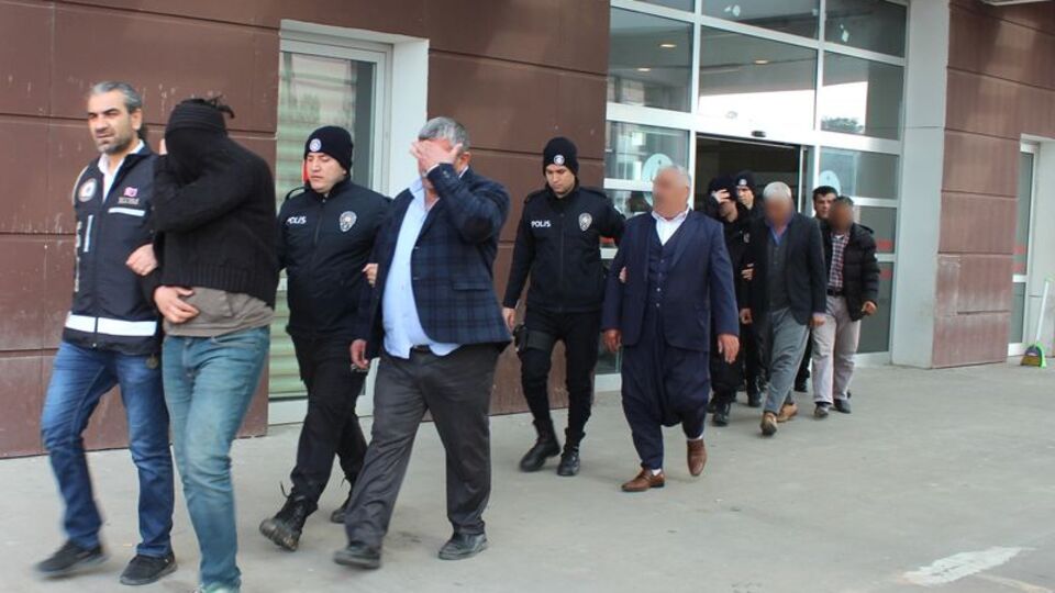 Ehliyet 'joker'lerine 12 ilde dev operasyon!